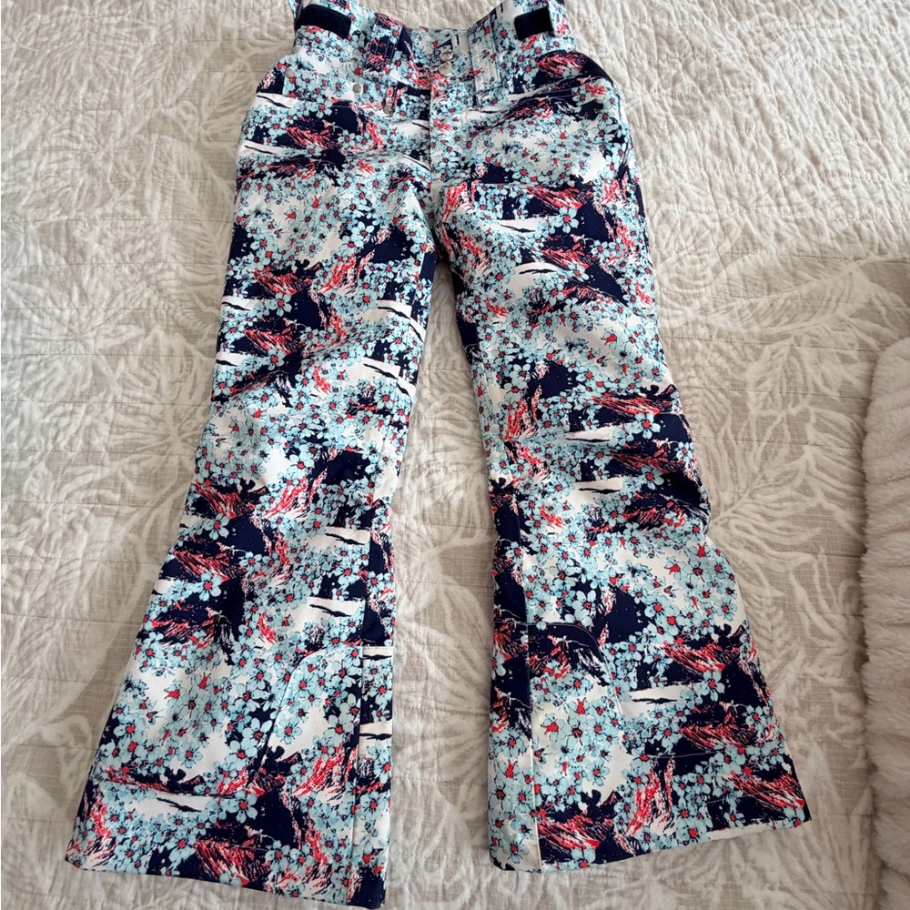 Floral Patterned Flared Pants